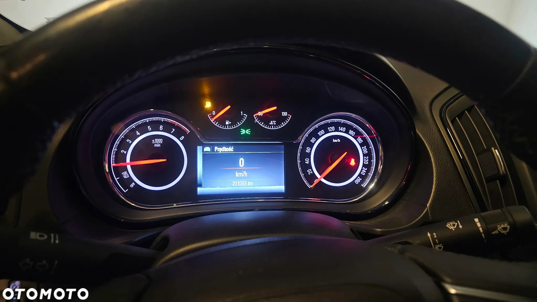 Opel Insignia - 11