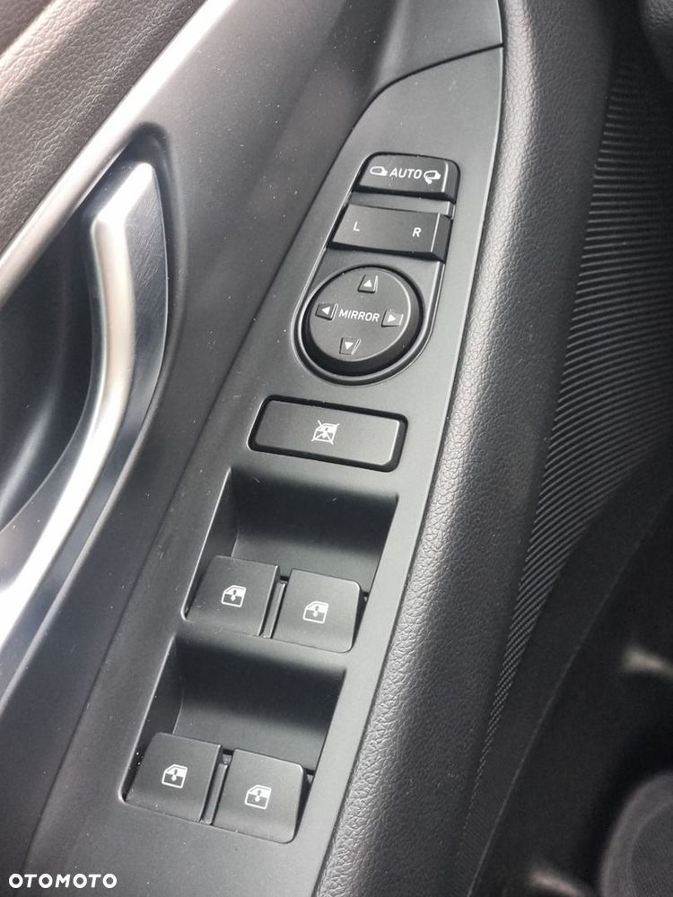 Hyundai i30 1.5 DPI Smart - 32