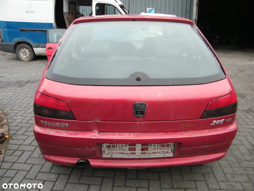 Peugeot 306 2.0 HDI 90KM silnik PSADW10 lakier EKQD - 4