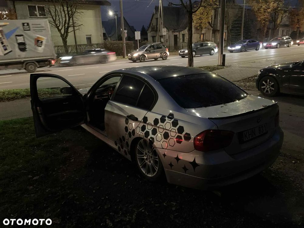 BMW Seria 3 335i - 13