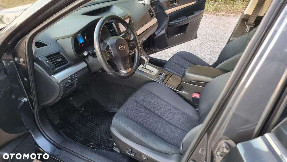 Subaru Outback 2.0 D Comfort AT - 22