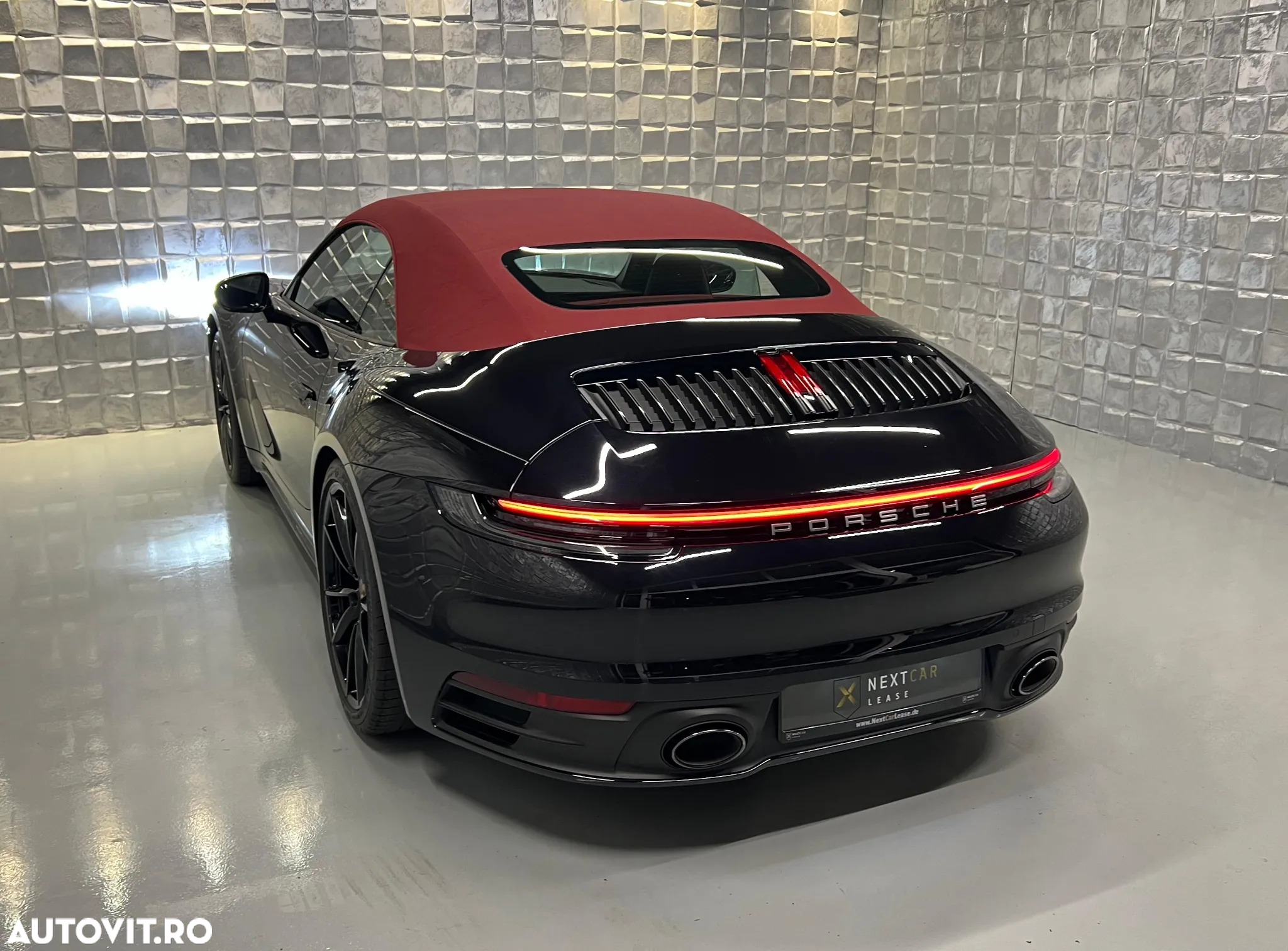 Porsche 911 Carrera S - 6