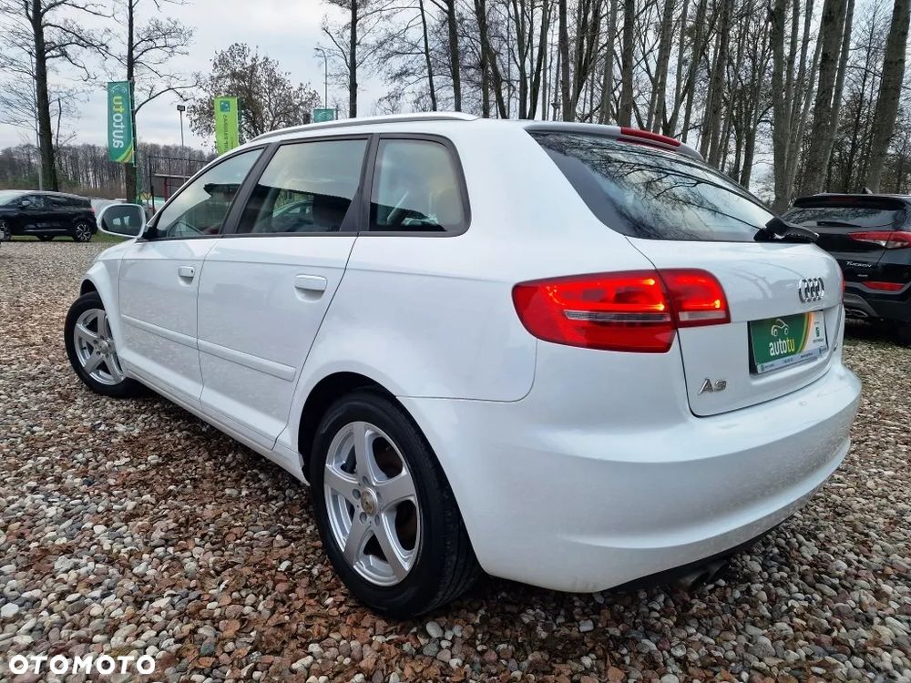 Audi A3 Sportback - 4