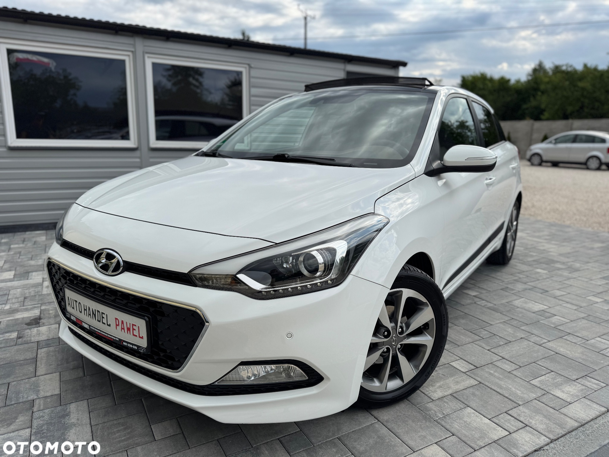 Hyundai i20 1.4 YES Gold - 11