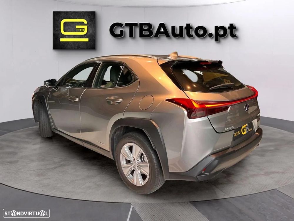 Lexus UX 250h Business - 9