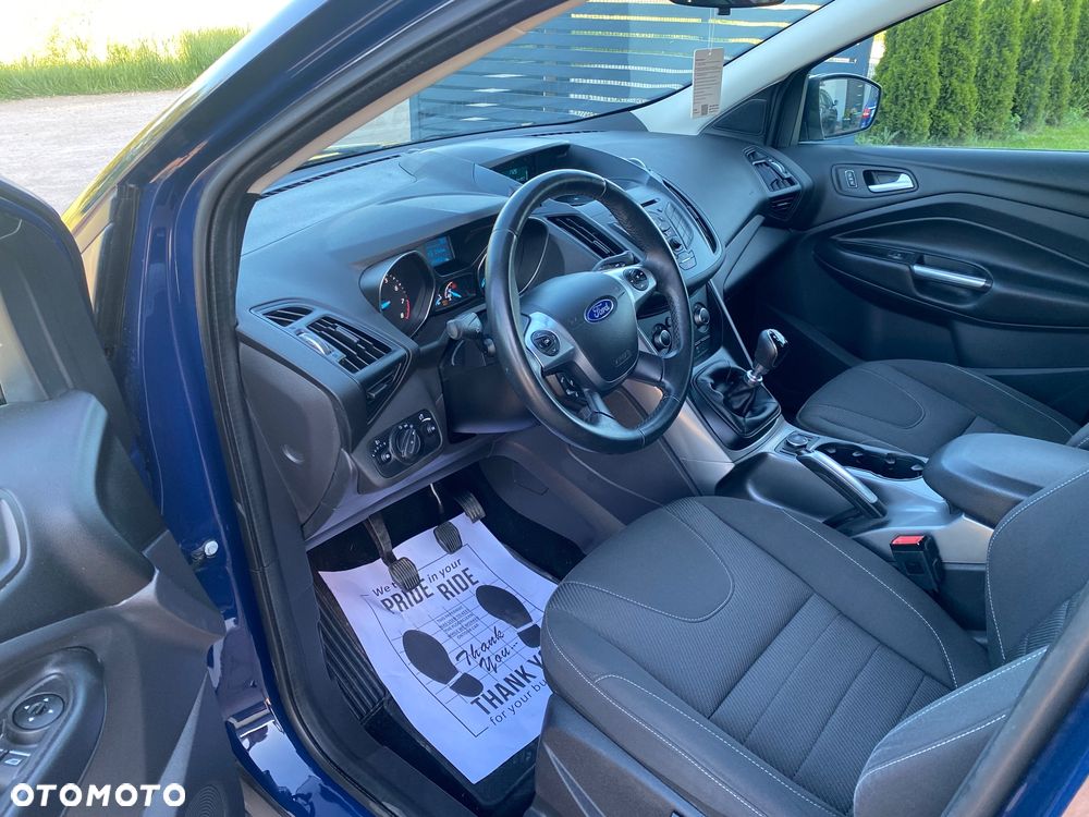 Ford Kuga - 8