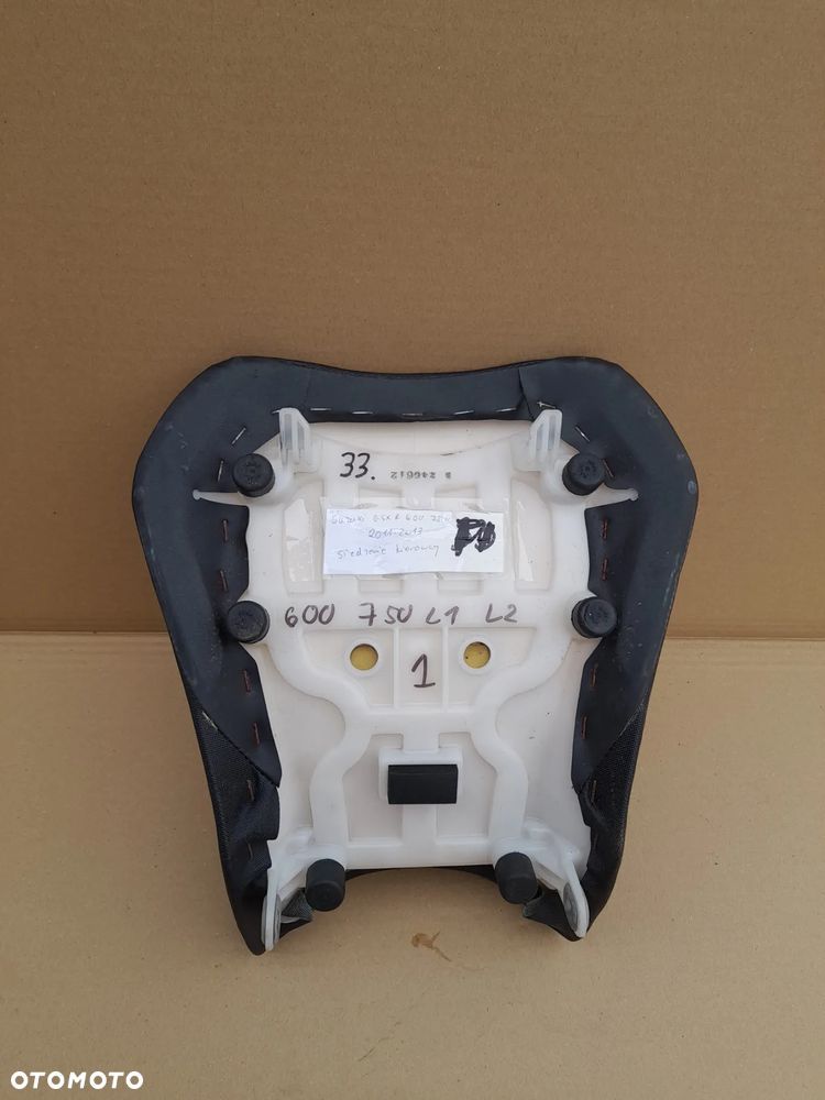 Suzuki GSXR 600 750 L1 L2 11-16 siedzenie kierowcy - 1