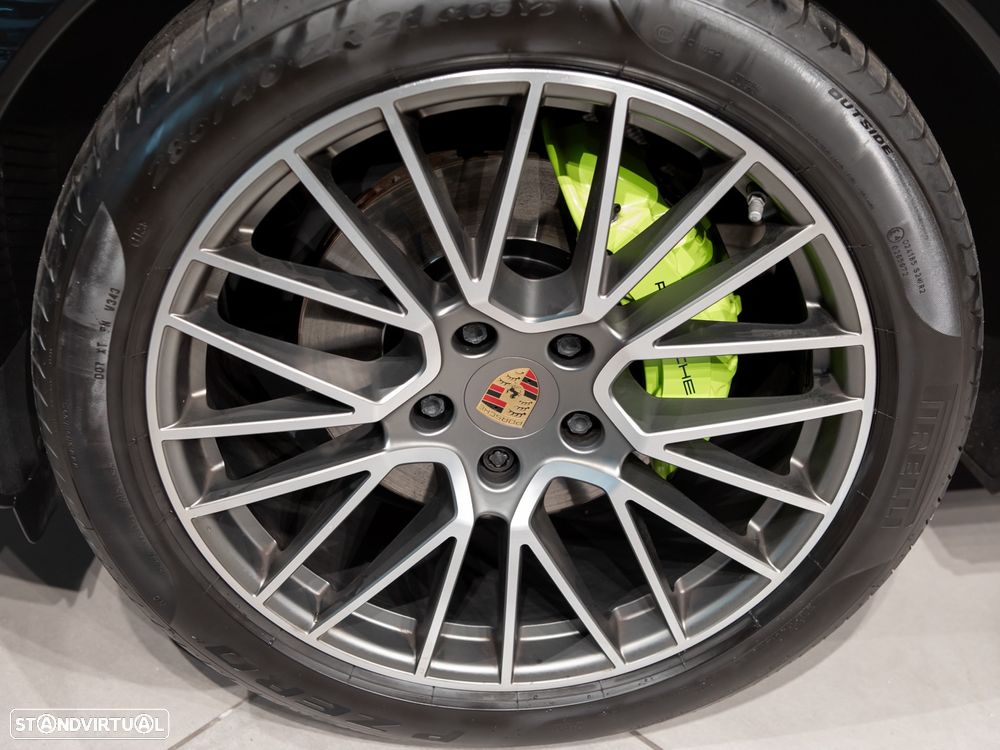 Porsche Cayenne E-Hybrid Platinum Edition - 10