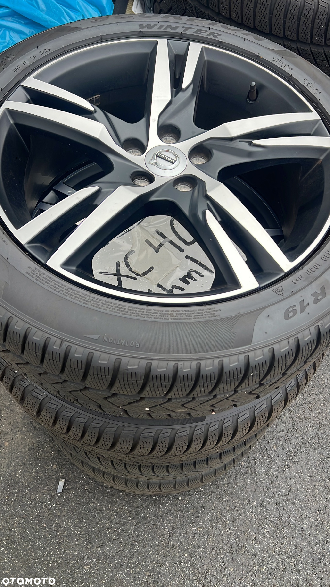 Volvo xc40/xc60 R-Desing 19 Zoll/Pirelli - 5