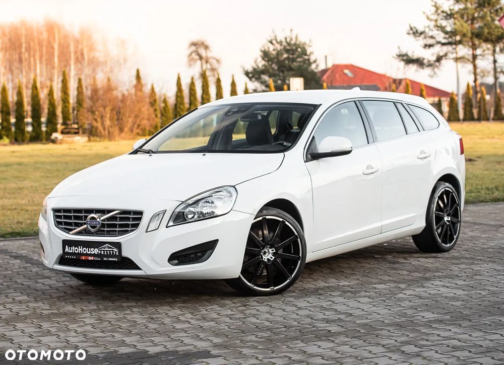 Volvo V60 2.0T Summum - 5
