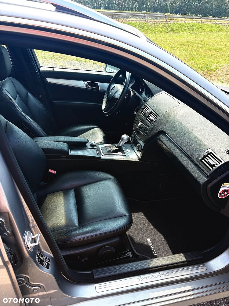 Mercedes-Benz Klasa C 350 CDI 4-Matic Avantgarde - 14