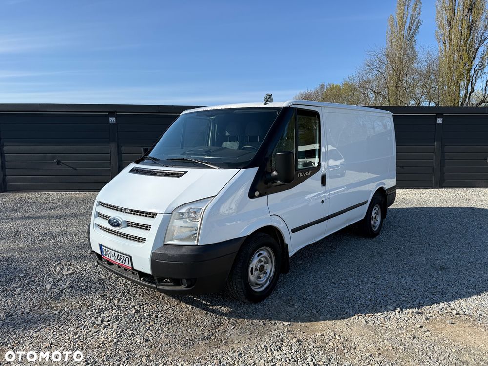 Ford Transit - 1