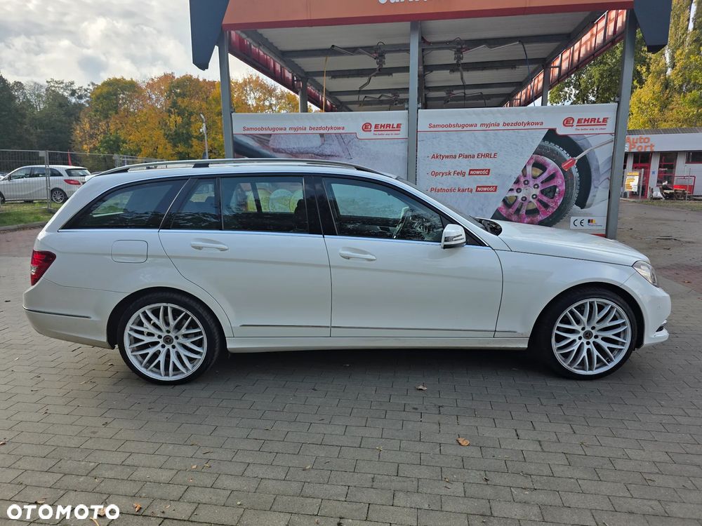 Mercedes-Benz Klasa C 180 T (BlueEFFICIENCY) 7G-TRONIC Avantgarde - 30