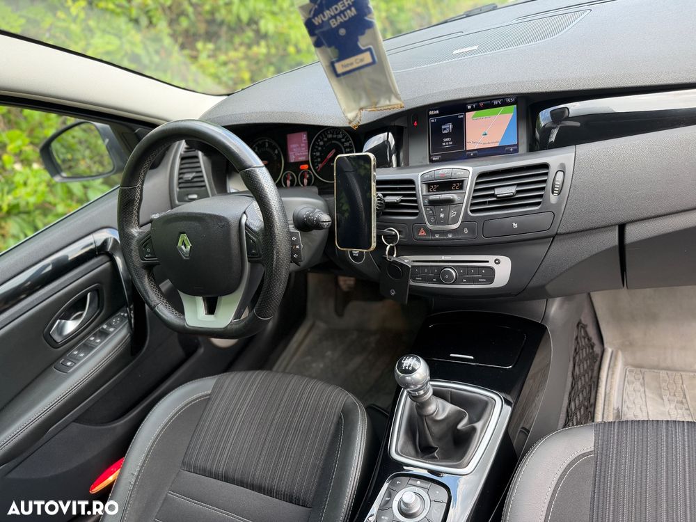 Renault Laguna 2.0dCi BOSE - 9