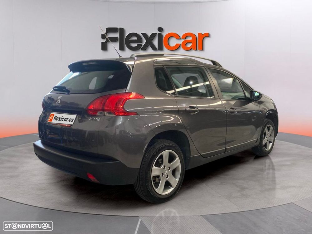 Peugeot 2008 1.2 PureTech Active - 8