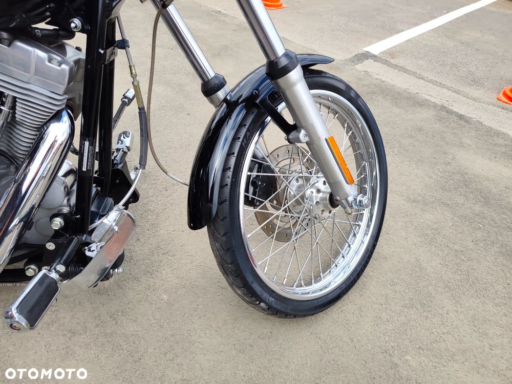 Harley-Davidson Softail Standard - 24
