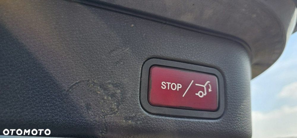 Mercedes-Benz ML - 25