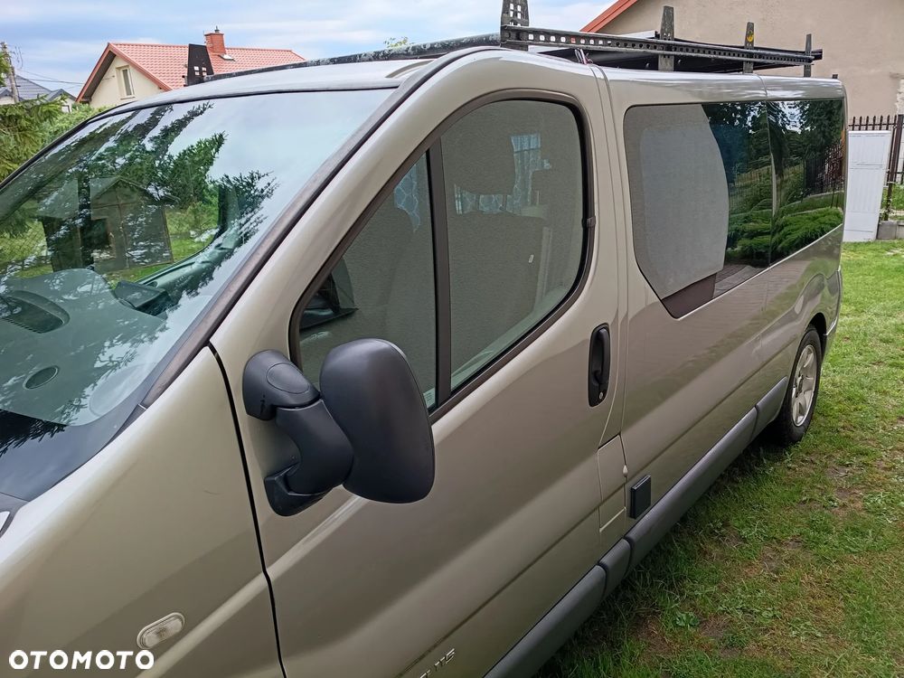 Renault Trafic - 12