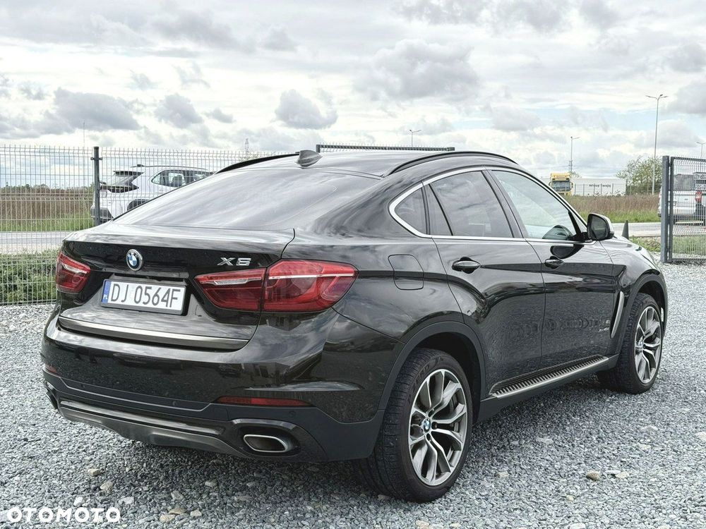 BMW X6 xDrive40d - 9