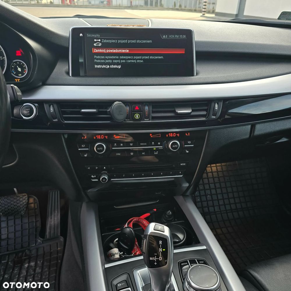 BMW Seria 5 525d Sport - 18