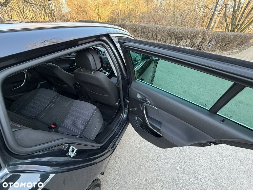 Opel Insignia - 27