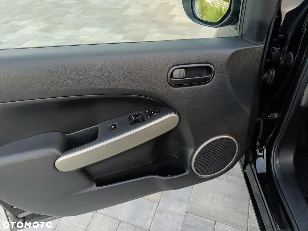 Mazda 2 - 9