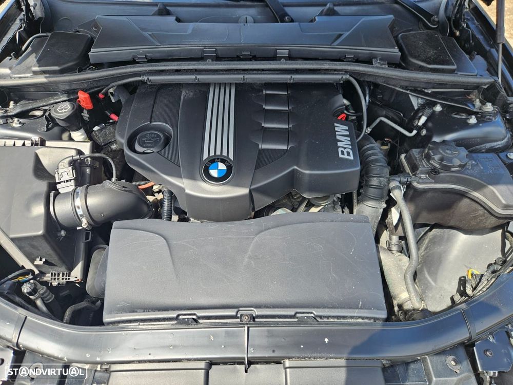 BMW 318 d LifeStyle - 50