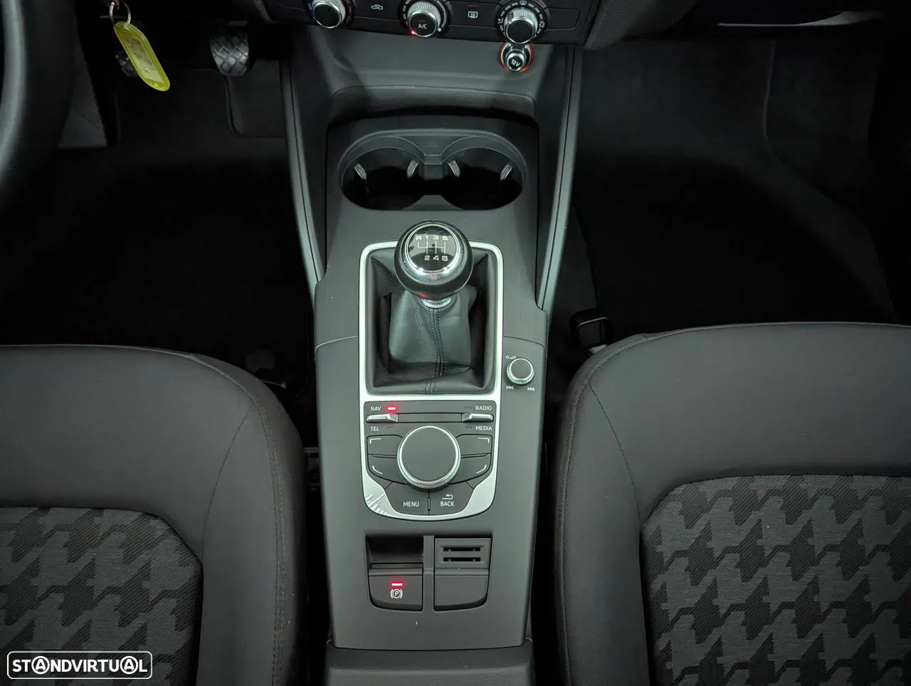 Audi A3 Sportback 1.6 TDI Attraction - 24