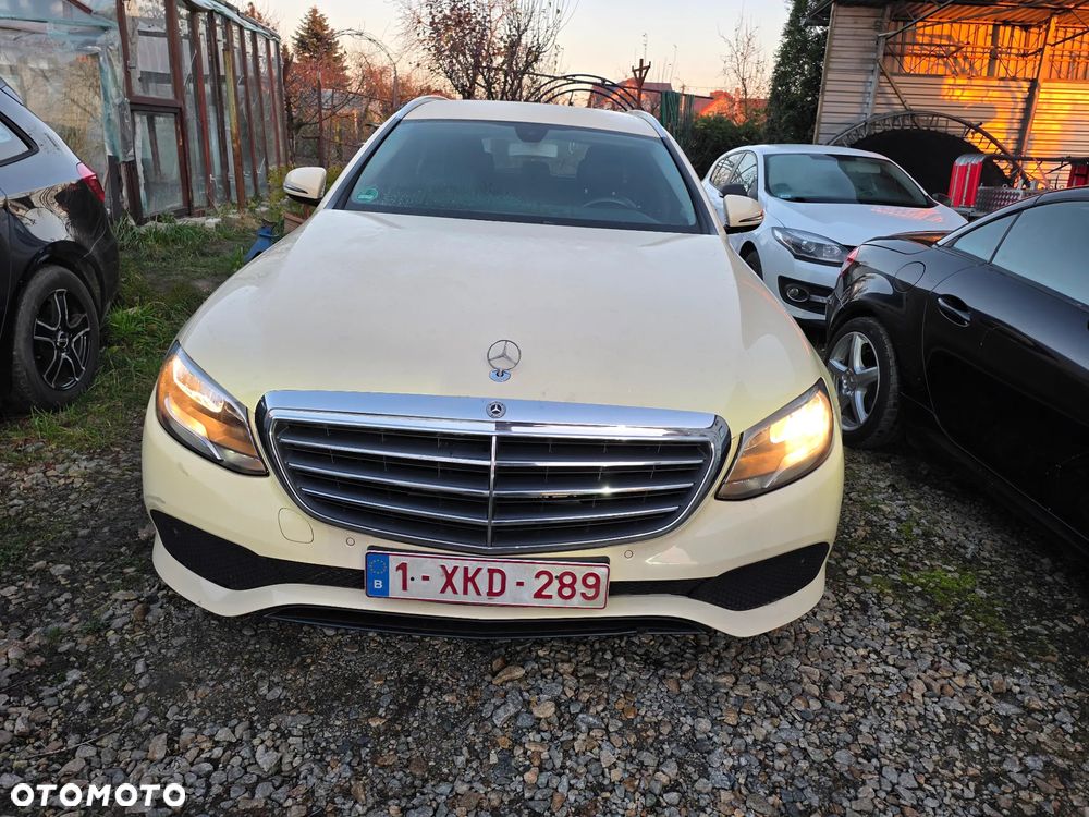 Mercedes-Benz Klasa E - 14