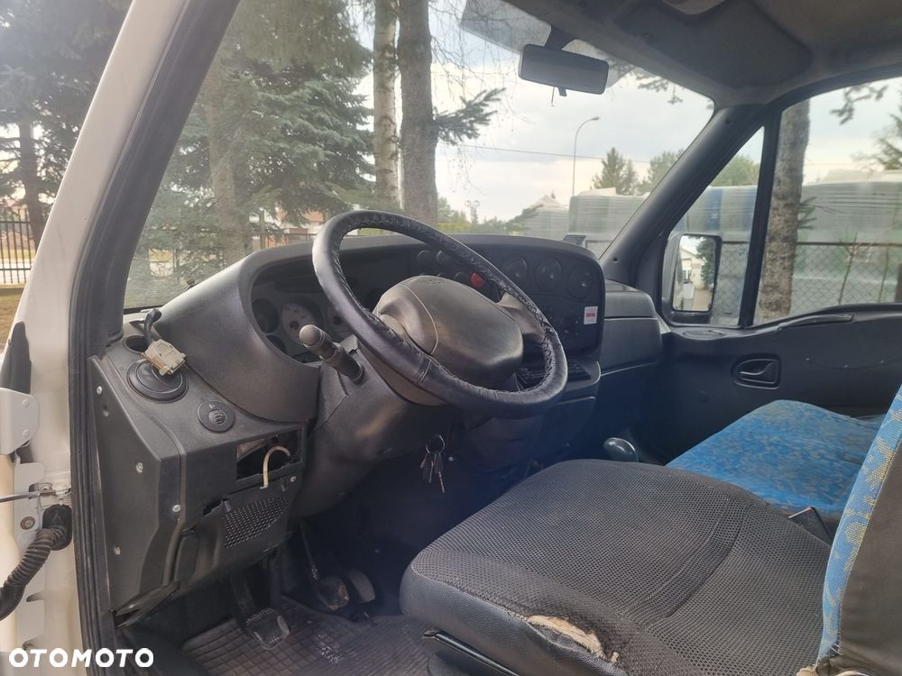 Iveco Daily Stan Bardzo dobry bliżniak Doka 7 osobowa - 14