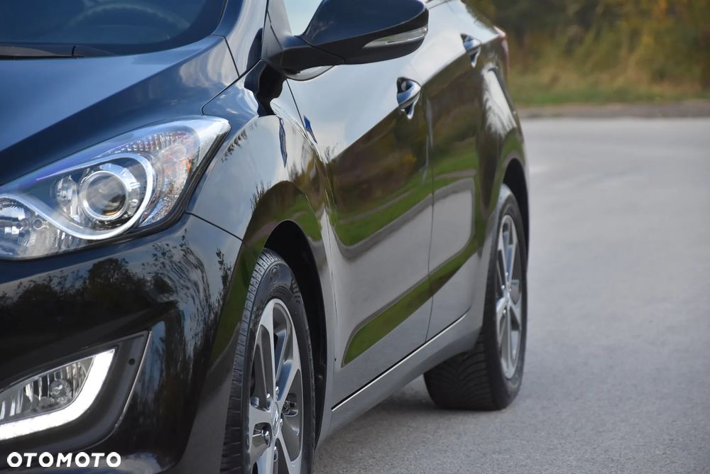 Hyundai i30 blue 1.4 Classic Navigation - 17