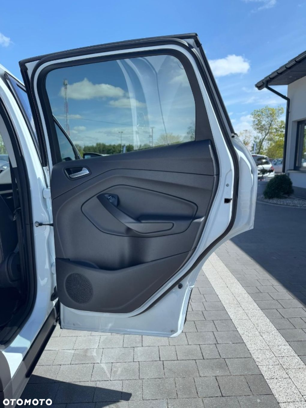 Ford Kuga - 26