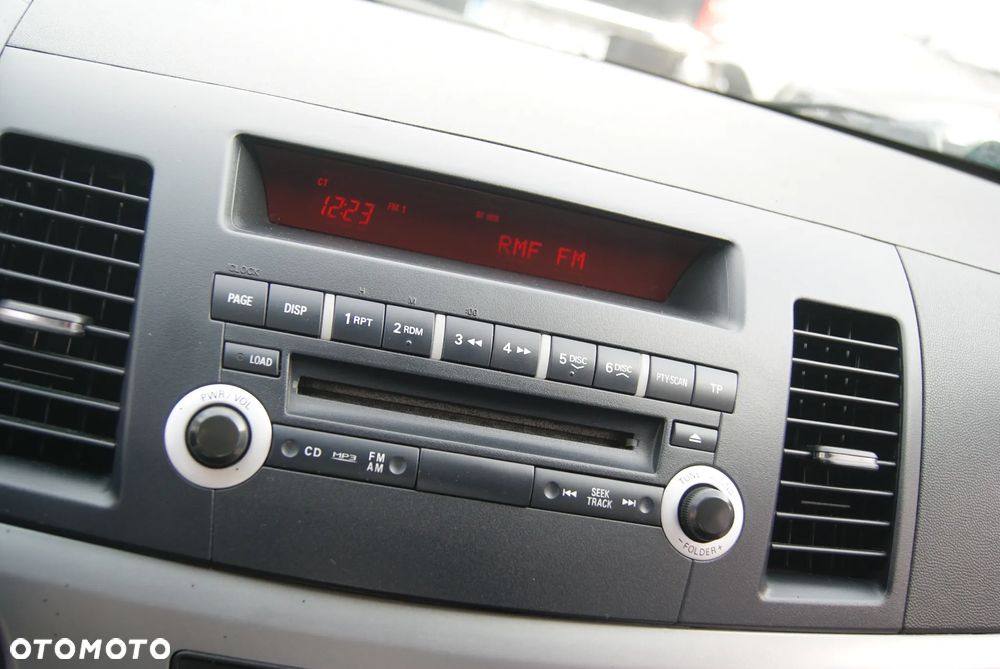 Mitsubishi Lancer 1.6 Inform - 24