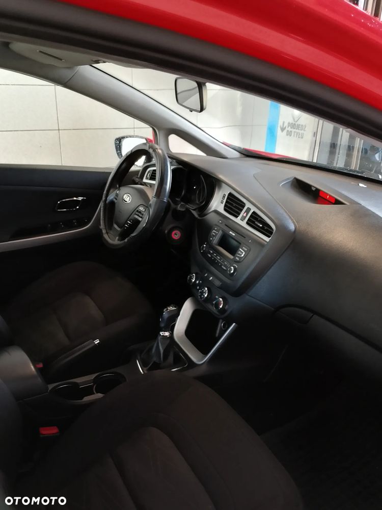 Kia Ceed 1.6 CRDi 128 97g Edition 7 - 12