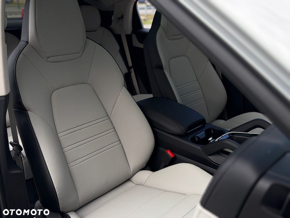 Porsche Cayenne - 20
