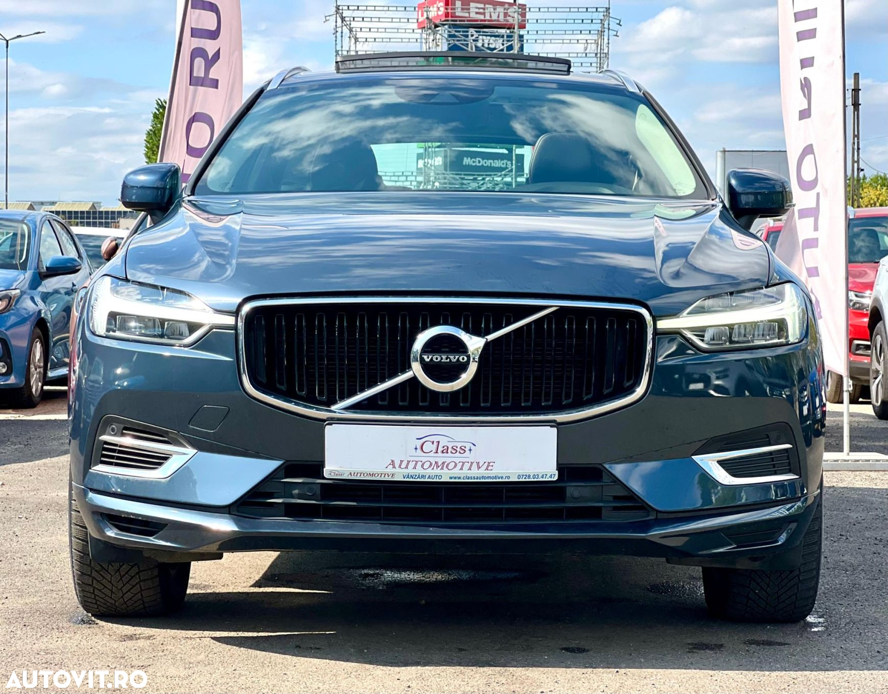 Volvo XC 60 T8 Twin Engine AWD Momentum - 2