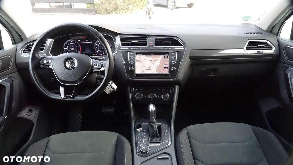 Volkswagen Tiguan - 6