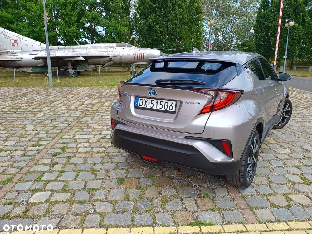 Toyota C-HR - 16