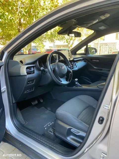 Toyota C-HR 1.8 HSD 122 CP 4x2 CVT C-lassy - 9