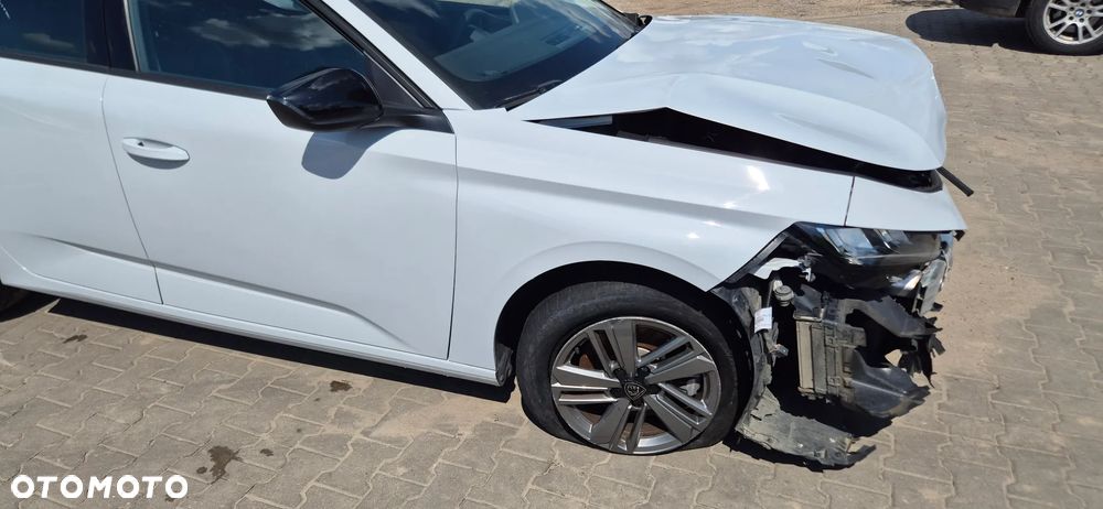 Peugeot 308 1.5 BlueHDi Allure S&S EAT8 - 15