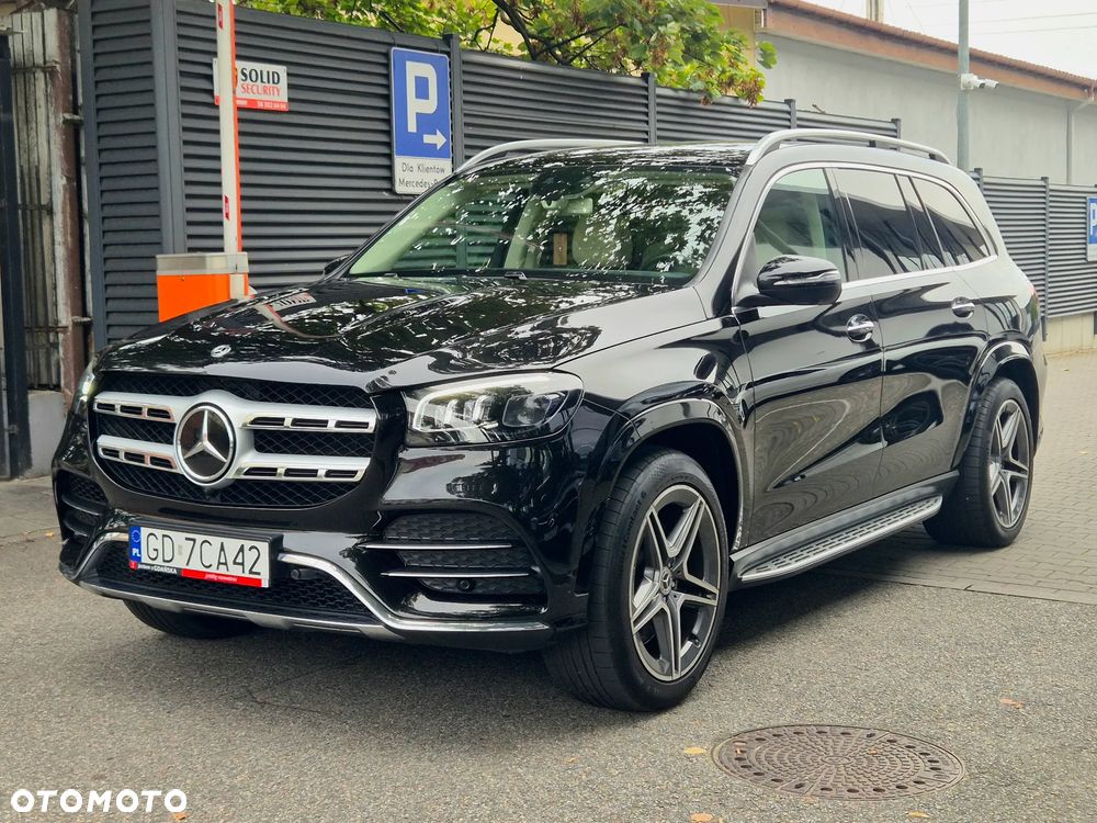 Mercedes-Benz GLS - 11