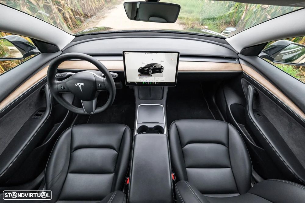 Tesla Model 3 Long-Range Dual Motor AWD - 34