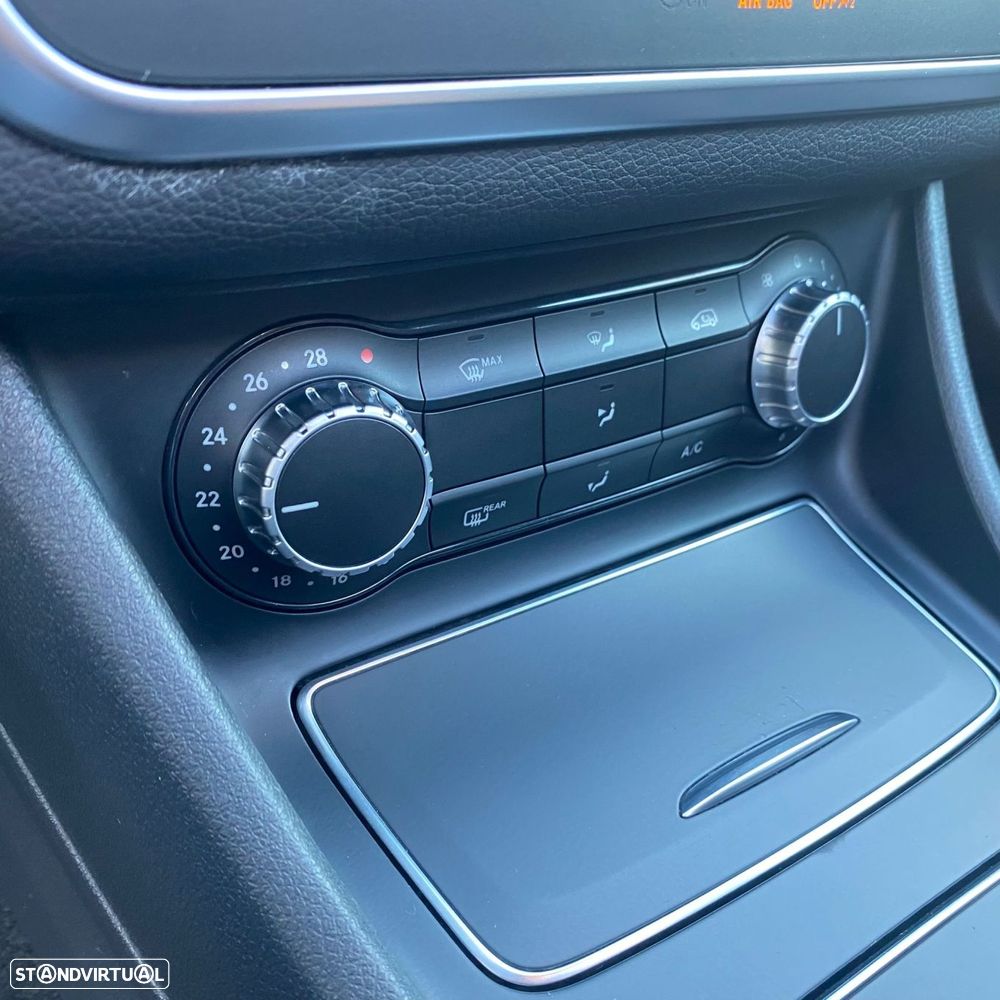 Mercedes-Benz CLA 180 d Shooting Brake Urban Aut. - 45