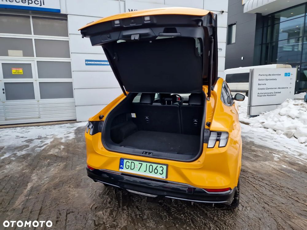 Ford Mustang Mach-E 98kWh AWD GT - 29