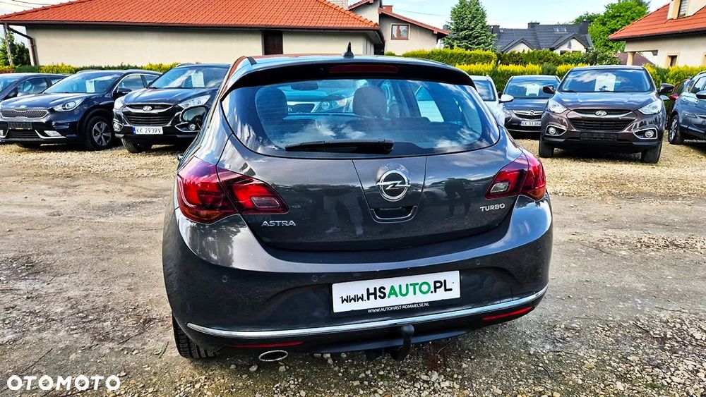 Opel Astra 1.4 Turbo Cosmo - 16
