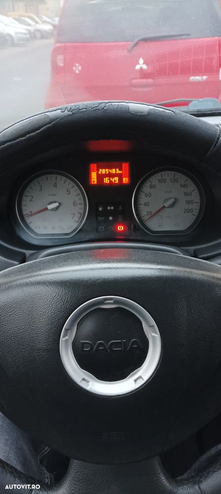 Dacia Logan - 25
