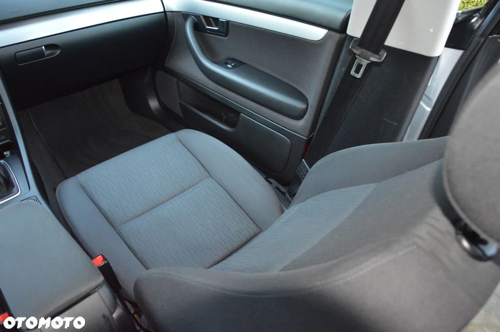Audi A4 Avant 1.6 - 16