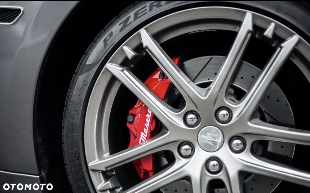 Maserati GranCabrio Sport - 17