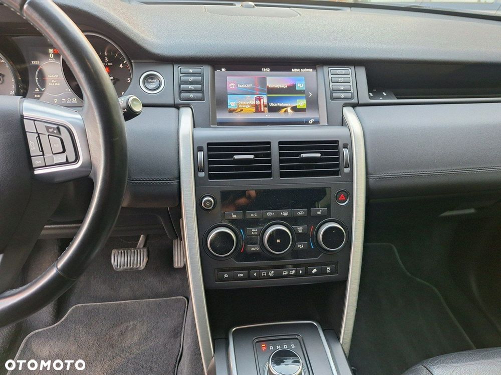 Land Rover Discovery Sport 2.0 TD4 HSE - 11