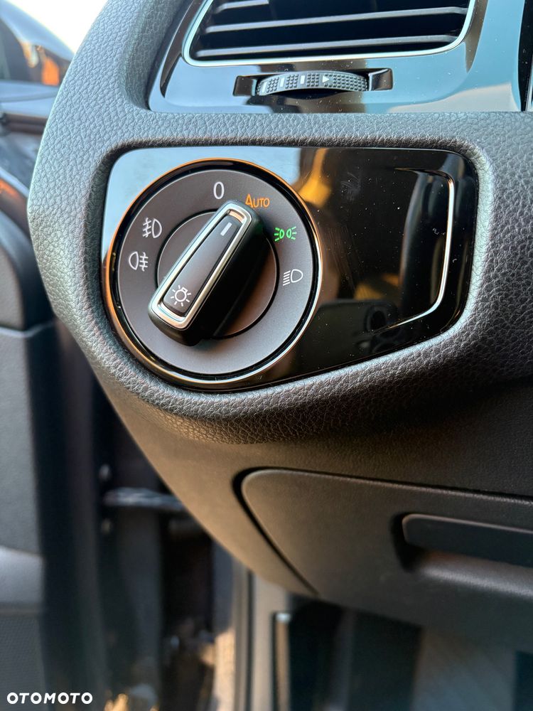 Volkswagen Golf 2.0 TDI BMT Highline - 11